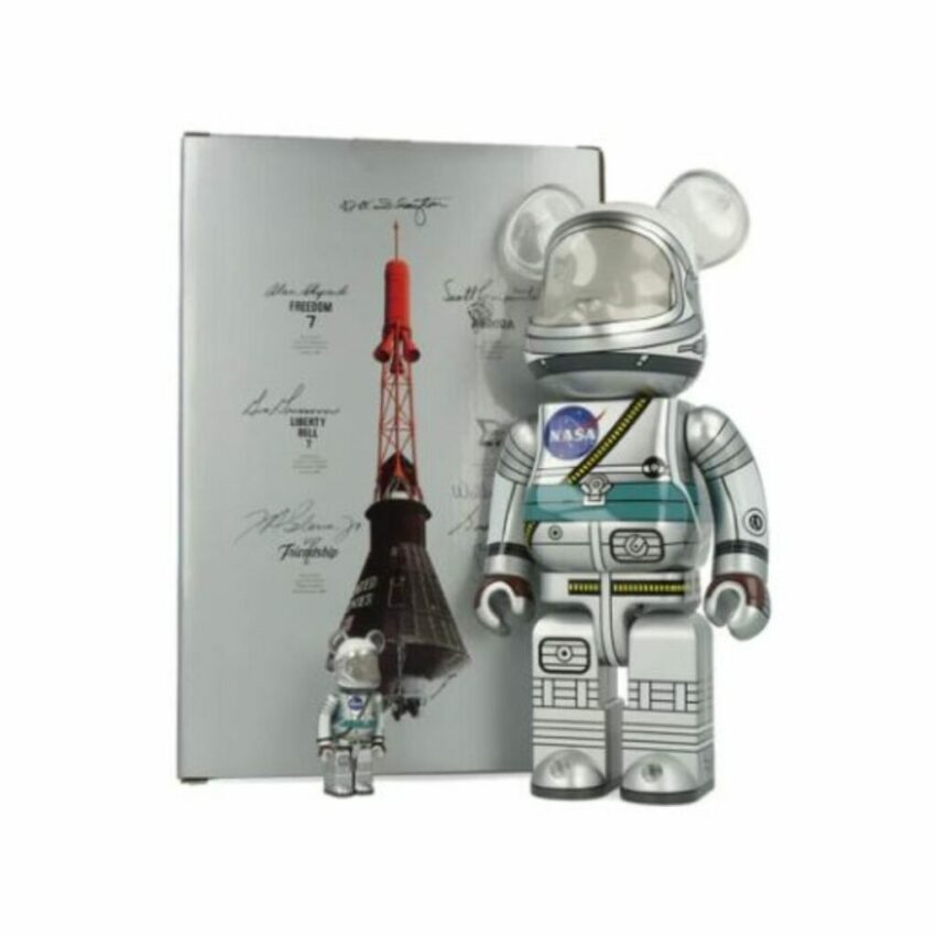 Bearbrick-nasa-mercury-astronaut-100-400-artydandy-1.jpg