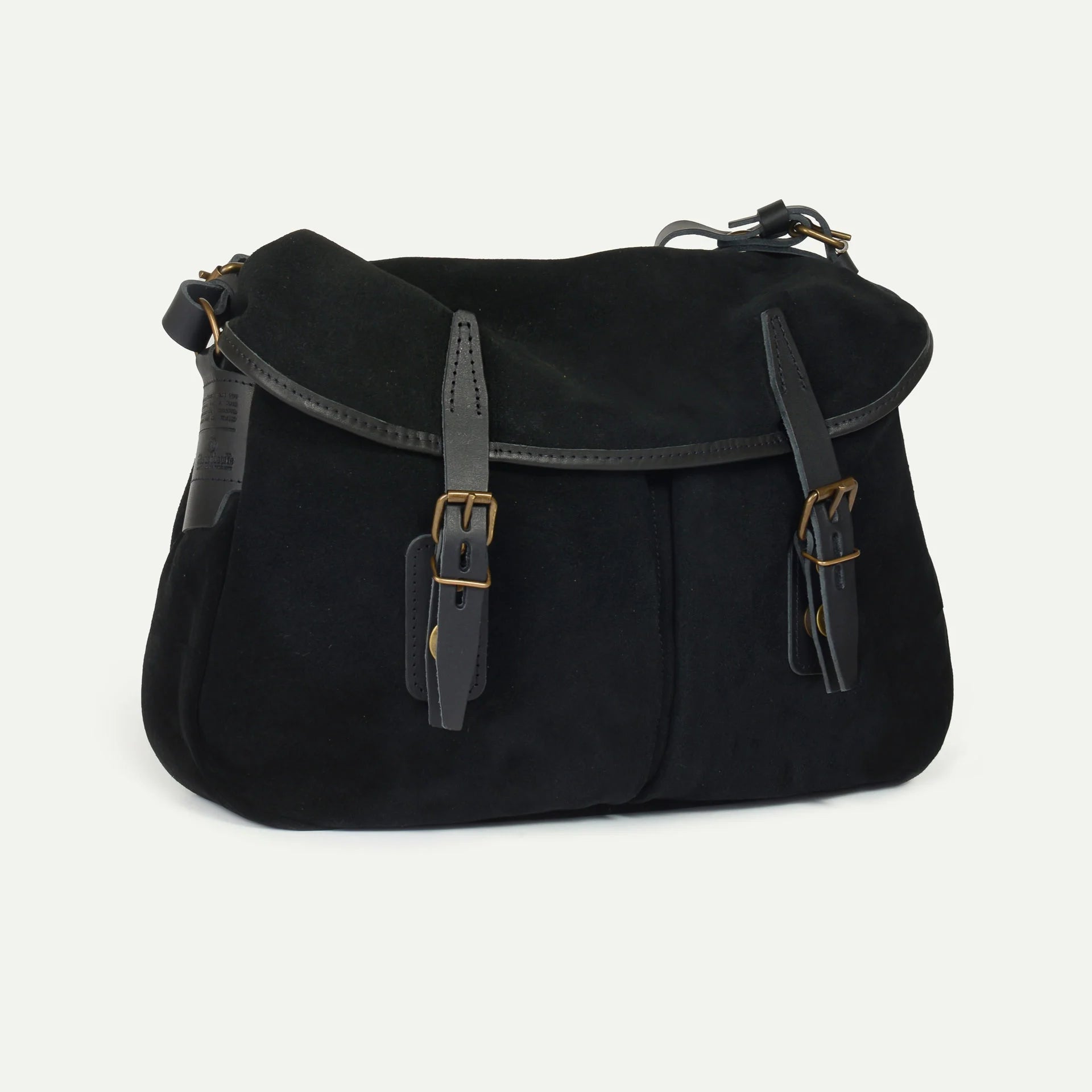 musette-du-pecheur-m-cuir-velours-noir_1.webp